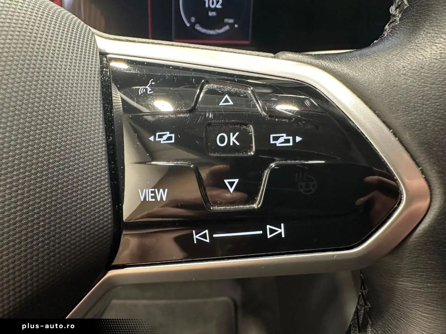 VW Touareg 3.0 V6 eHybrid Pano Innovision 20  Leder