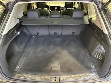 VW Touareg 3.0 V6 eHybrid Pano Innovision 20  Leder