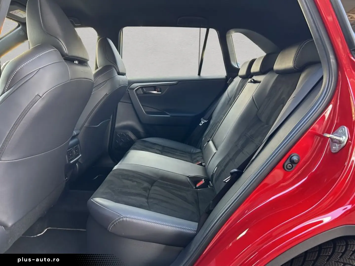 TOYOTA RAV 4 2.5 4x4 Hybrid GR SPORT