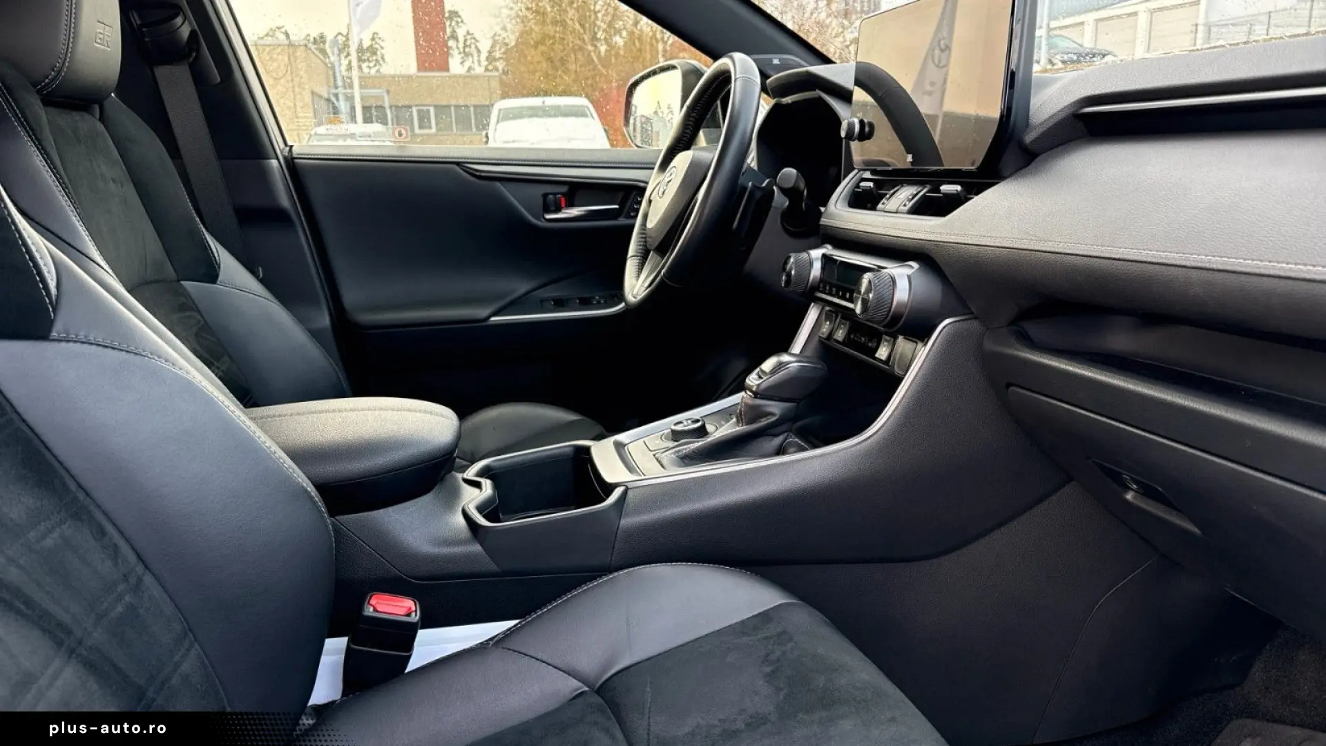 TOYOTA Hybrid 4x4 GR Sport Technik Navi