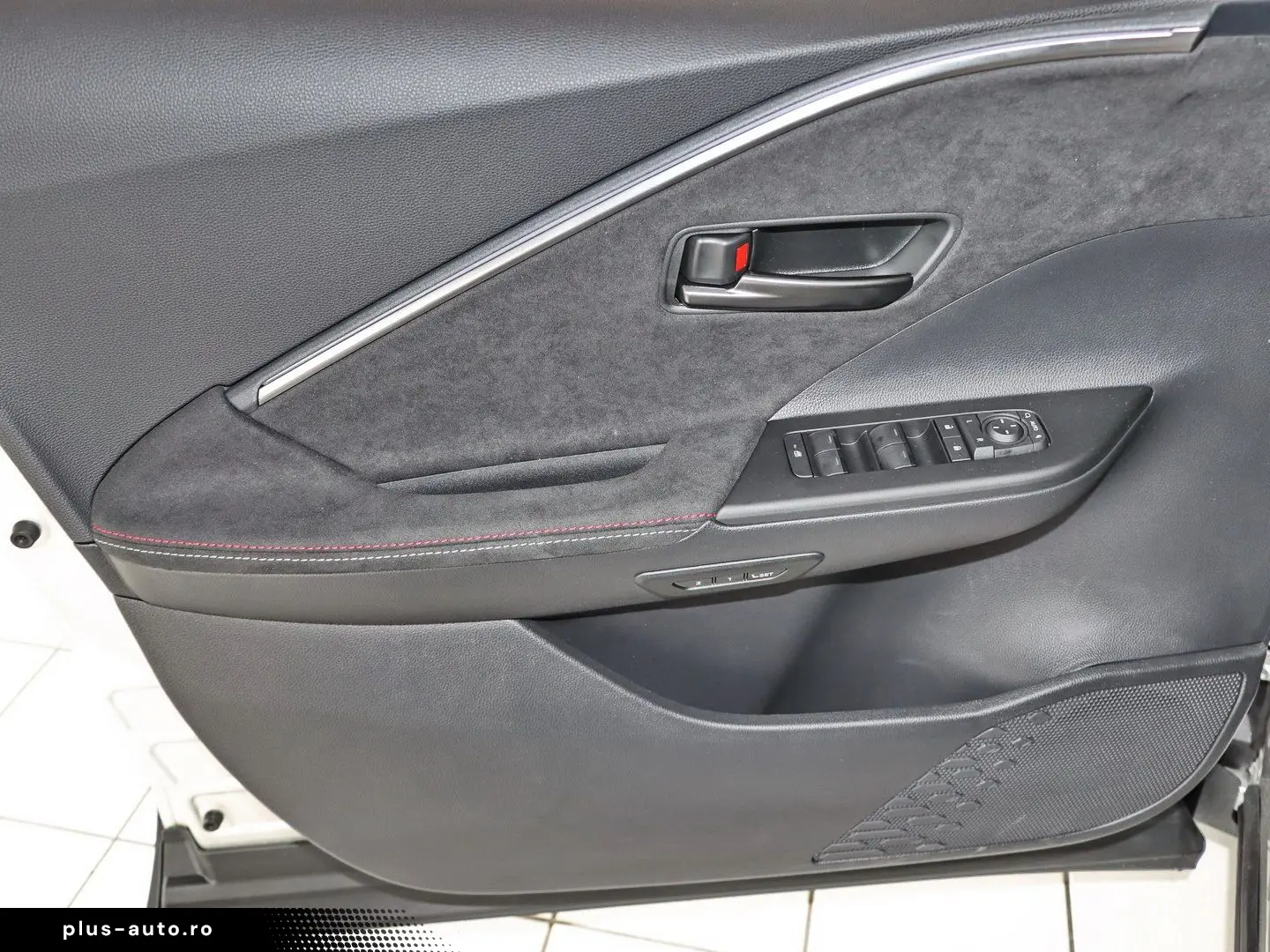 TOYOTA C-HR Toyota 5-Türer GR SPORT Premiere 2 0-l-Hybr