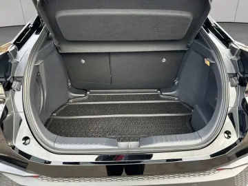 TOYOTA C-HR 2.0 Hybrid AWD GR SPORT Premiere