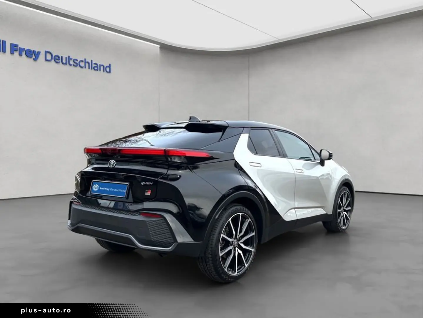 TOYOTA C-HR 2.0 Hybrid AWD GR SPORT Premiere