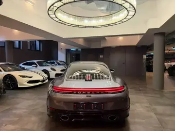 Porsche 992 .2 911 C2 FACELIFT MATRIX