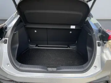 TOYOTA C-HR 1.8 Hybrid Teamplayer  Technik Paket CAM SH