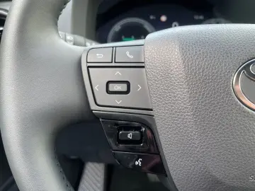 TOYOTA C-HR 1.8 Hybrid Teamplayer  Technik Paket CAM SH