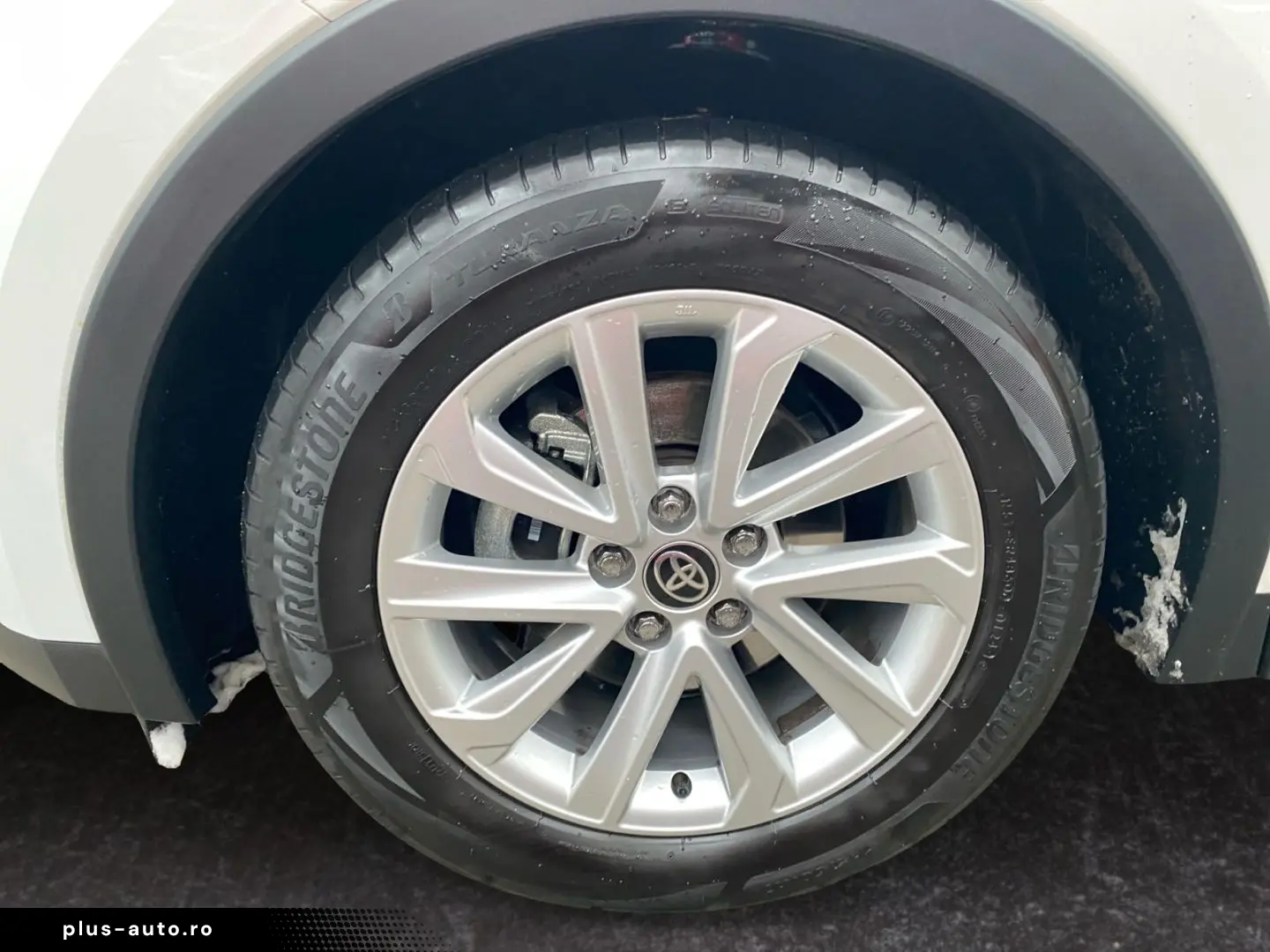 TOYOTA C-HR 1.8 Hybrid Business Edition  LED ACC SHZ CA