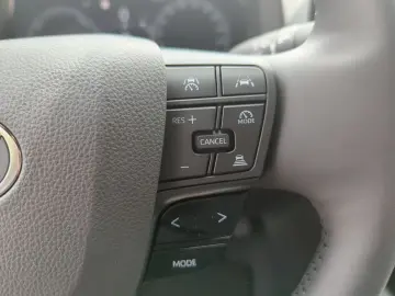 TOYOTA C-HR 1.8 FWD Team Deutschland ACC AUT LED Navi