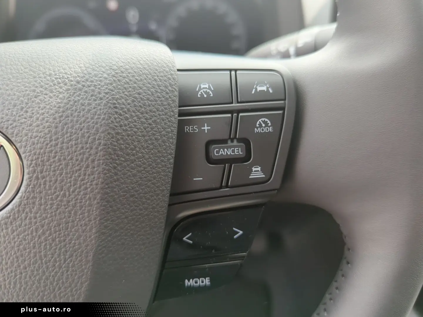 TOYOTA C-HR 1.8 FWD Team Deutschland ACC AUT LED Navi