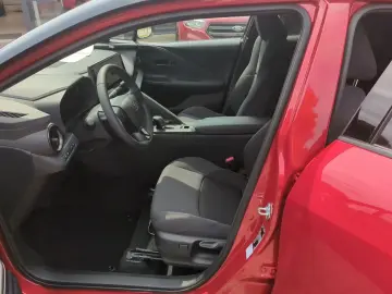 TOYOTA C-HR 1.8 FWD Team Deutschland ACC AUT LED Navi