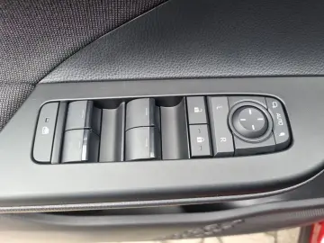 TOYOTA C-HR 2.0 FWD Team Deutschland ACC AUT LED Navi