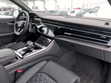 AUDI Q8 60 TFSI e quattro  Panorama  TOP-AUSSTATTUNG!