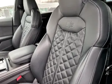 AUDI Q8 60 TFSI e quattro  Panorama  TOP-AUSSTATTUNG!