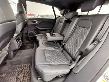 AUDI Q8 60 TFSI e quattro  Panorama  TOP-AUSSTATTUNG!