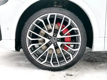 AUDI Q8 60 TFSI e quattro  Panorama  TOP-AUSSTATTUNG!