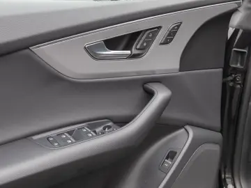 AUDI Q8 50 TDI Leder 21 Zoll Pano HUD Matrix