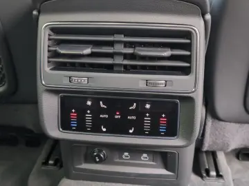 AUDI Q8 50 TDI qu tip Air HUD Pano Matrix Virtual Nav