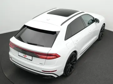 AUDI Q8 50 TDI qu. 2x S line Allr.Lenk PANO AHK StdHz