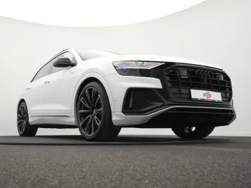 AUDI Q8 50 TDI qu. 2x S line Allr.Lenk PANO AHK StdHz