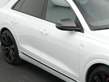 AUDI Q8 50 TDI qu. 2x S line Allr.Lenk PANO AHK StdHz