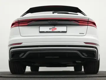 AUDI Q8 50 TDI qu. 2x S line Allr.Lenk PANO AHK StdHz