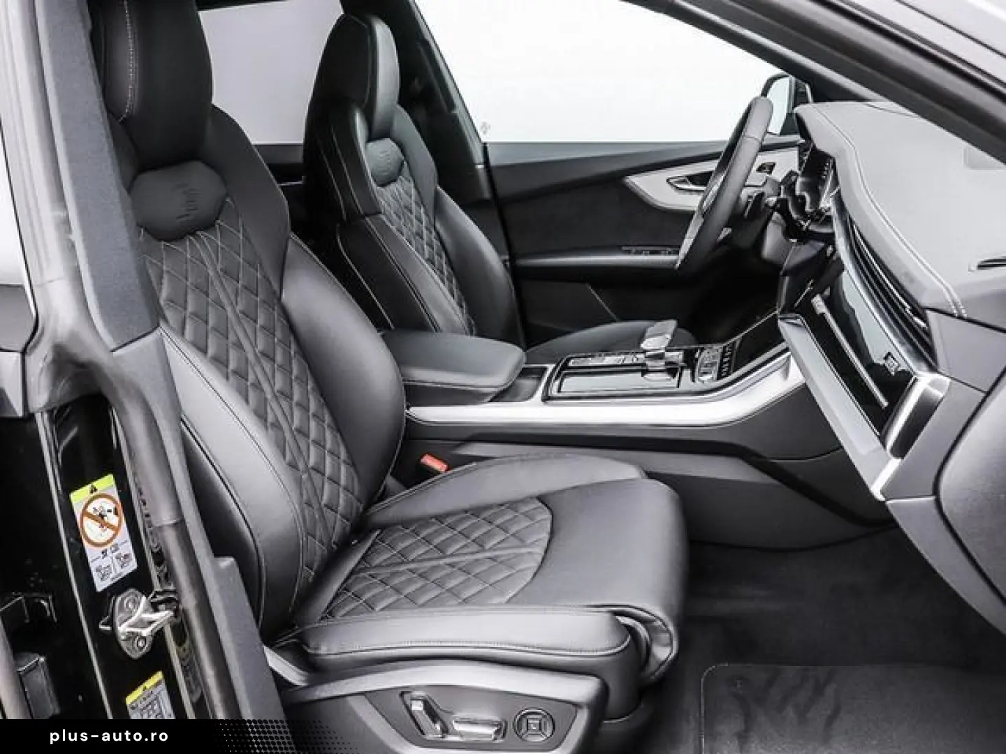 AUDI Q8 50 TDI Q S LINE STDHZG PANO AHK HD-MATRIX