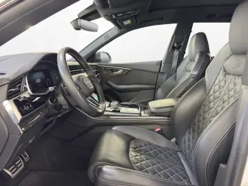 AUDI Q8 50 TDI quattro Tiptronic competition     AHK