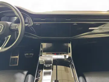 AUDI Q8 50 TDI quattro Tiptronic competition     AHK