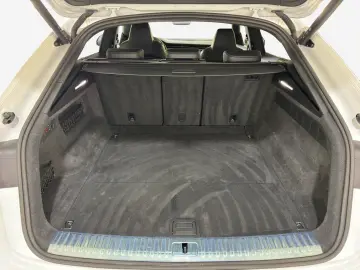 AUDI Q8 50 TDI quattro Tiptronic competition     AHK