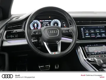 AUDI Q8 50TDI S-LINE ACC PANO AHK MATRIX KAMERA B&O