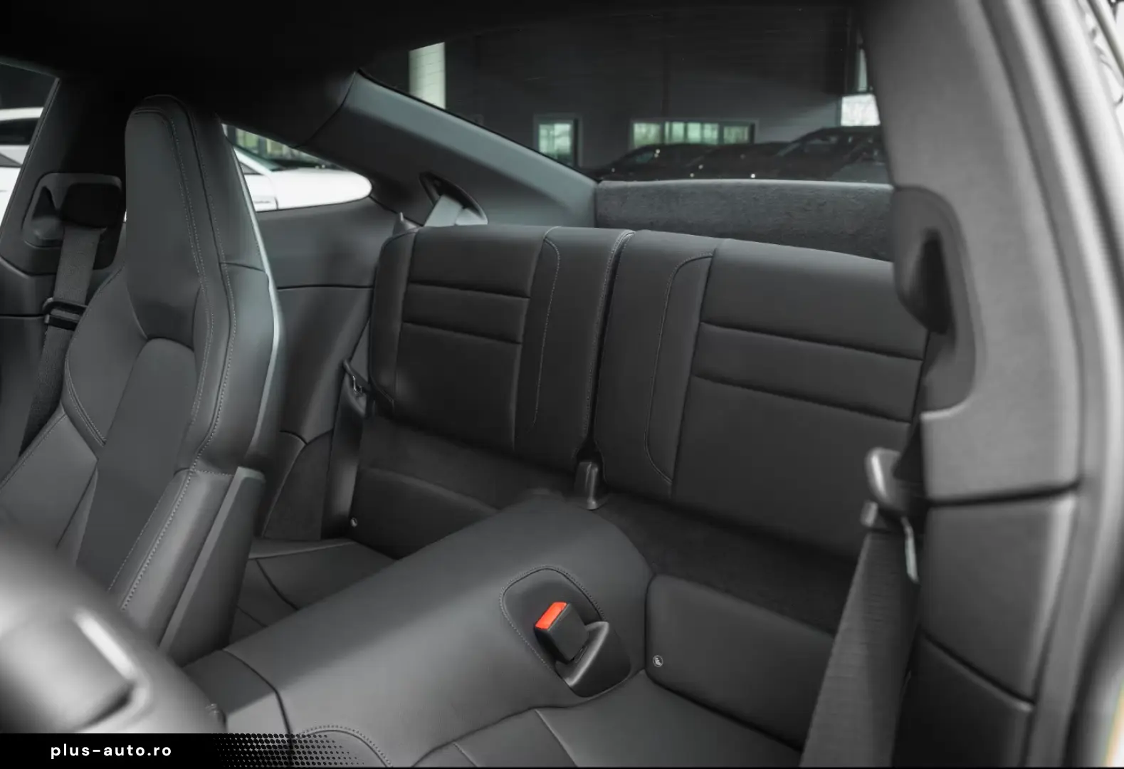 Porsche 992 -2 (911) Carrera BOSE