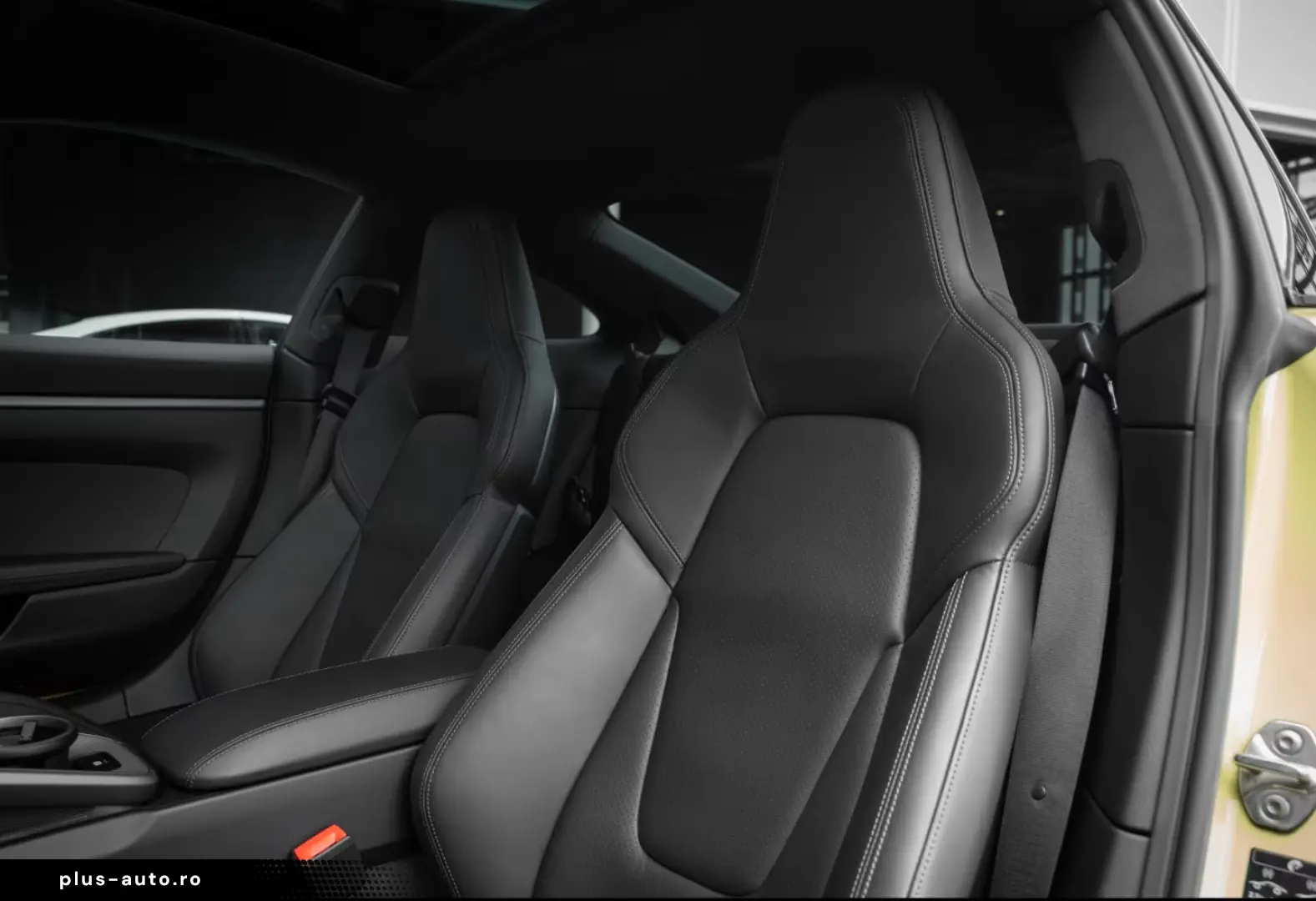 Porsche 992 -2 (911) Carrera BOSE