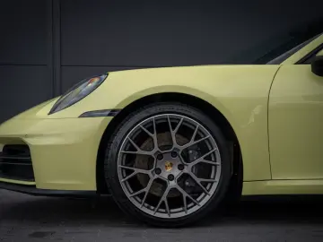 Porsche 992 -2 (911) Carrera BOSE