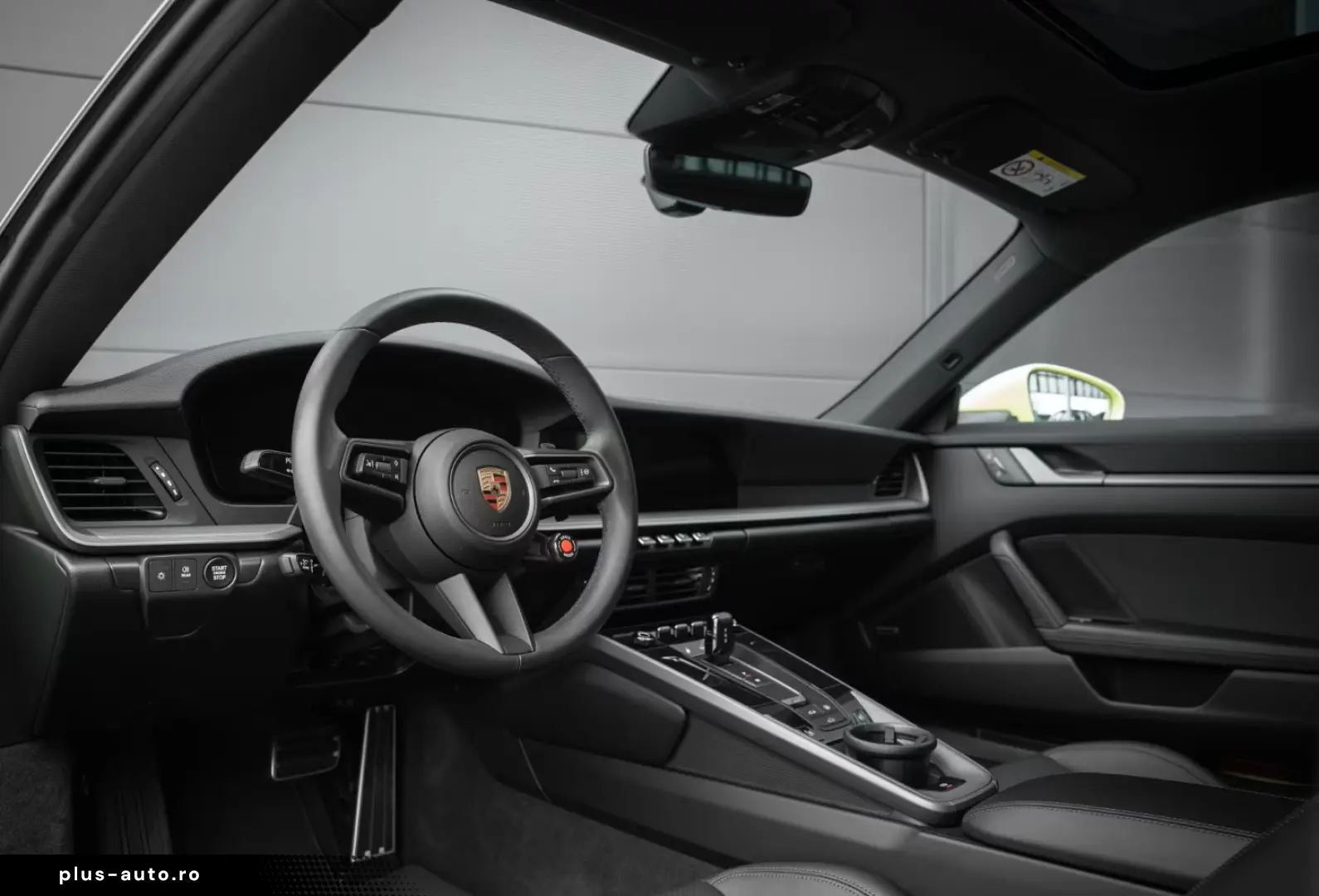 Porsche 992 -2 (911) Carrera BOSE