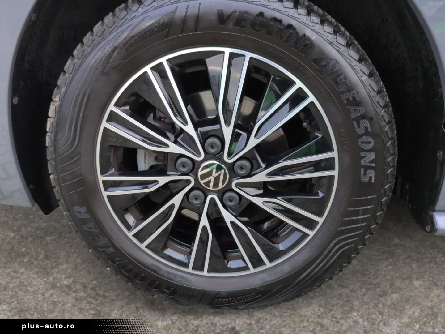 VW T7 Multivan 2.0 TDI DSG 7-Sitzer  LED Navi