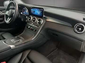Mercedes-Benz GLC 300 de 4MATIC 9G-TRONIC  Business
