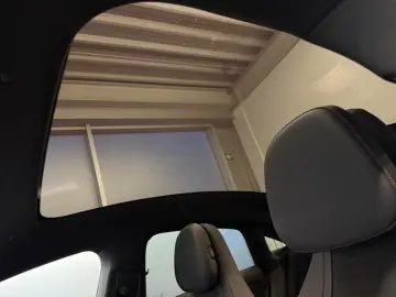 Mercedes-Benz CLA 200 AMG MULTIBEAM DISTRONIC 360