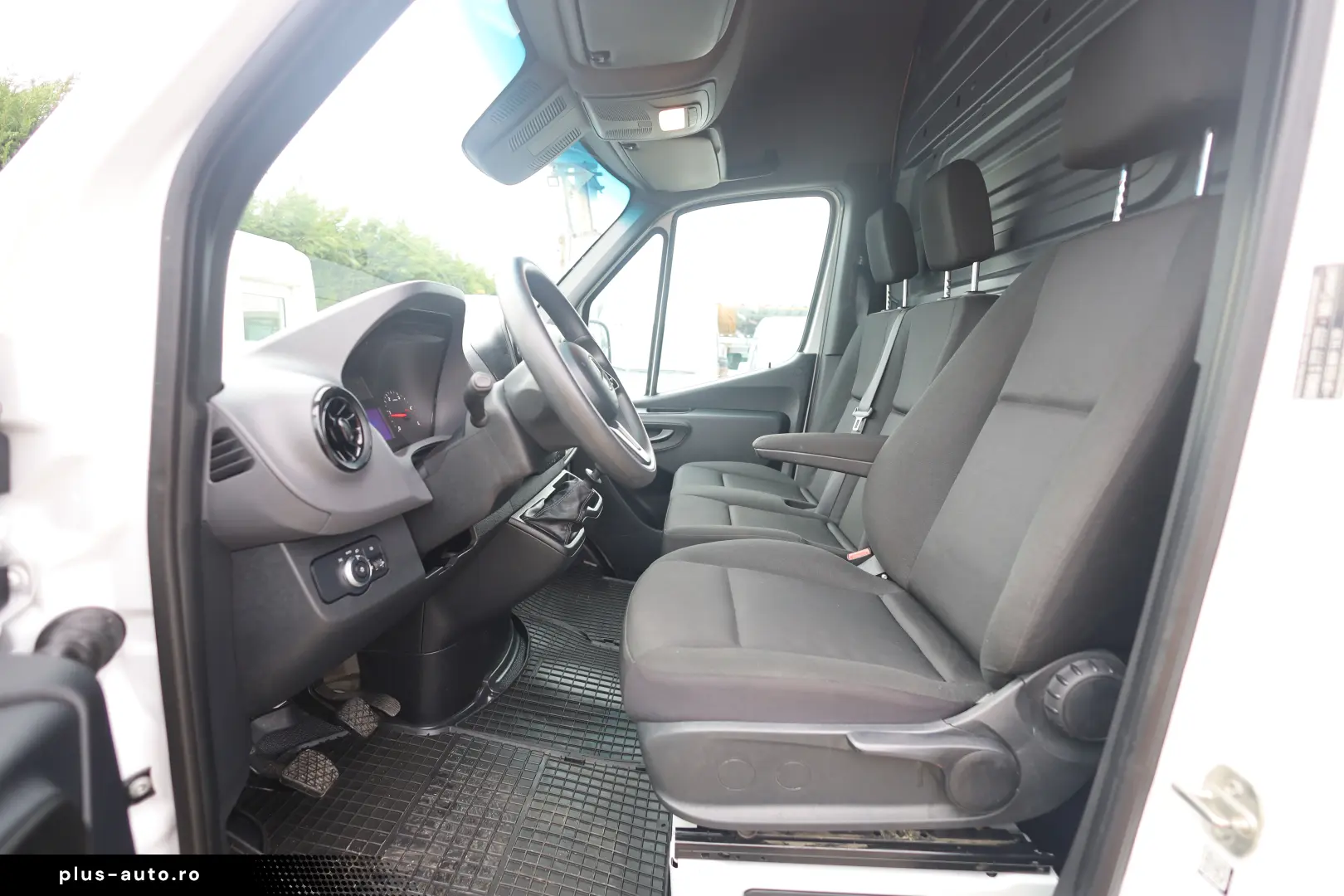 Mercedes-Benz Sprinter L2H2 2.2D 143CP - Axa Dubla