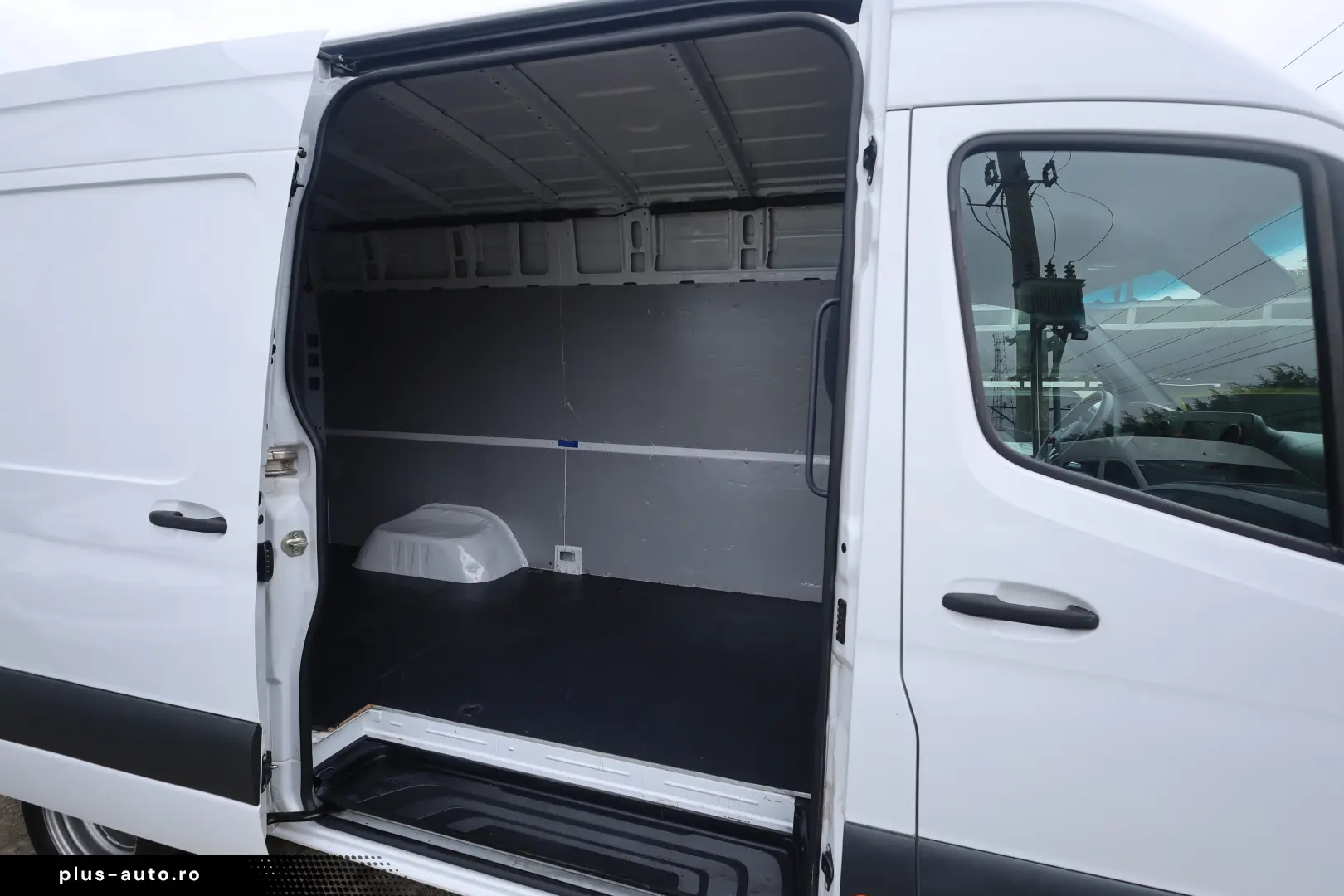 Mercedes-Benz Sprinter L2H2 2.2D 143CP - Axa Dubla