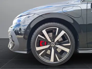 VW Golf 1.5 TSI GTE eHybrid DSG 200kW  LEDER PANOD