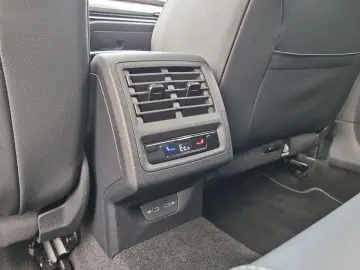 VW Golf 1.5 TSI GTE eHybrid DSG 200kW  LEDER PANOD