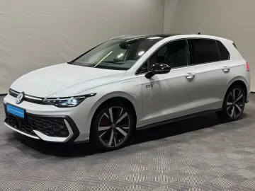 VW Golf GTE   MATRIX NAVI PANO LEDER AHK ACC DCC