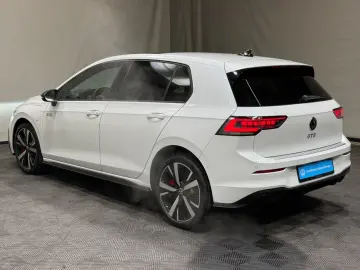 VW Golf GTE   MATRIX NAVI PANO LEDER AHK ACC DCC