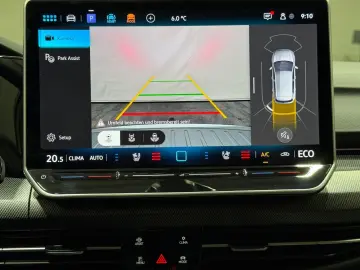 VW Golf GTE   MATRIX NAVI PANO LEDER AHK ACC DCC