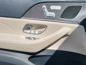 MERCEDES-BENZ GLE 350 de 4Matic AMG Styling Pano 360  21