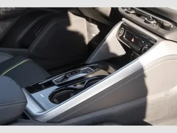 Audi Q5 2.0 TDI 150 kW Quattro S Line AHK Pano Tech p