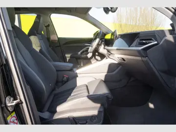 Audi Q5 2.0 TDI 150 kW Quattro S Line AHK Pano Tech p