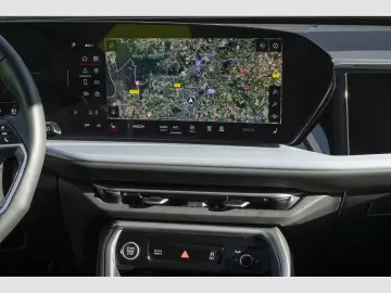 Audi Q5 2.0 TDI 150 kW Quattro S Line AHK Pano Tech p