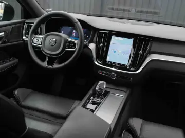 Volvo V60 B4 MHEV Geartronic R-Design