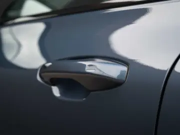 Volvo V60 B4 MHEV Geartronic R-Design